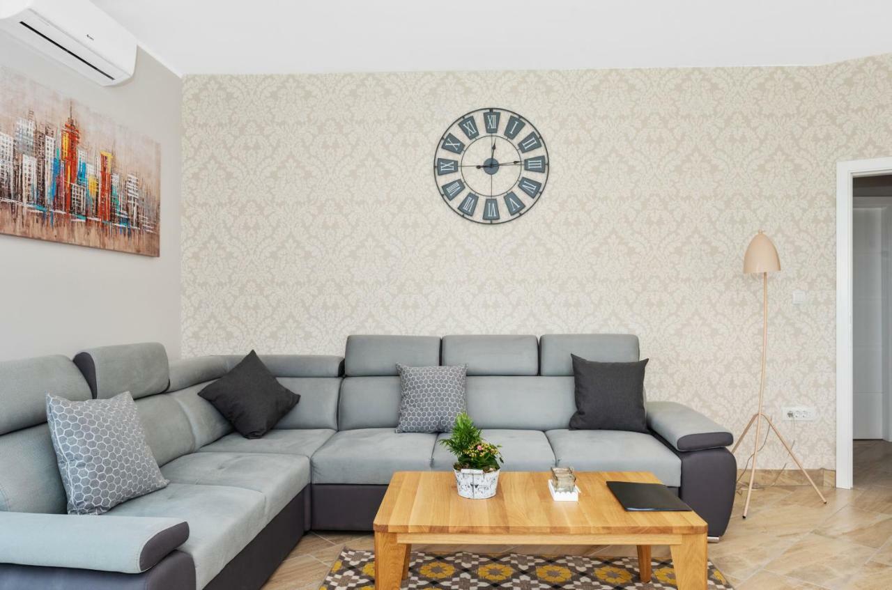 Aaa Anic Amazing Deluxe Appartement Split