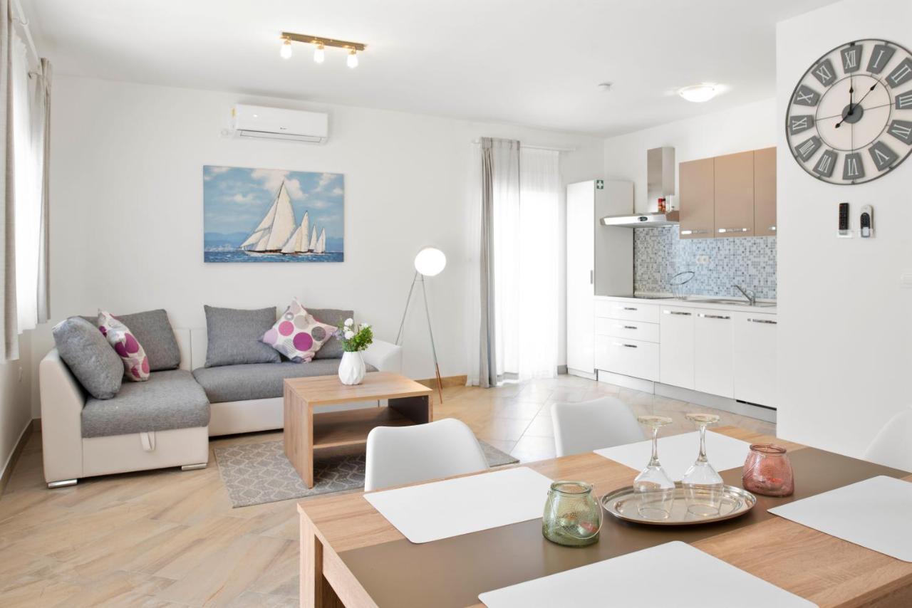 Aaa Anić Amazing Deluxe Apartament Split