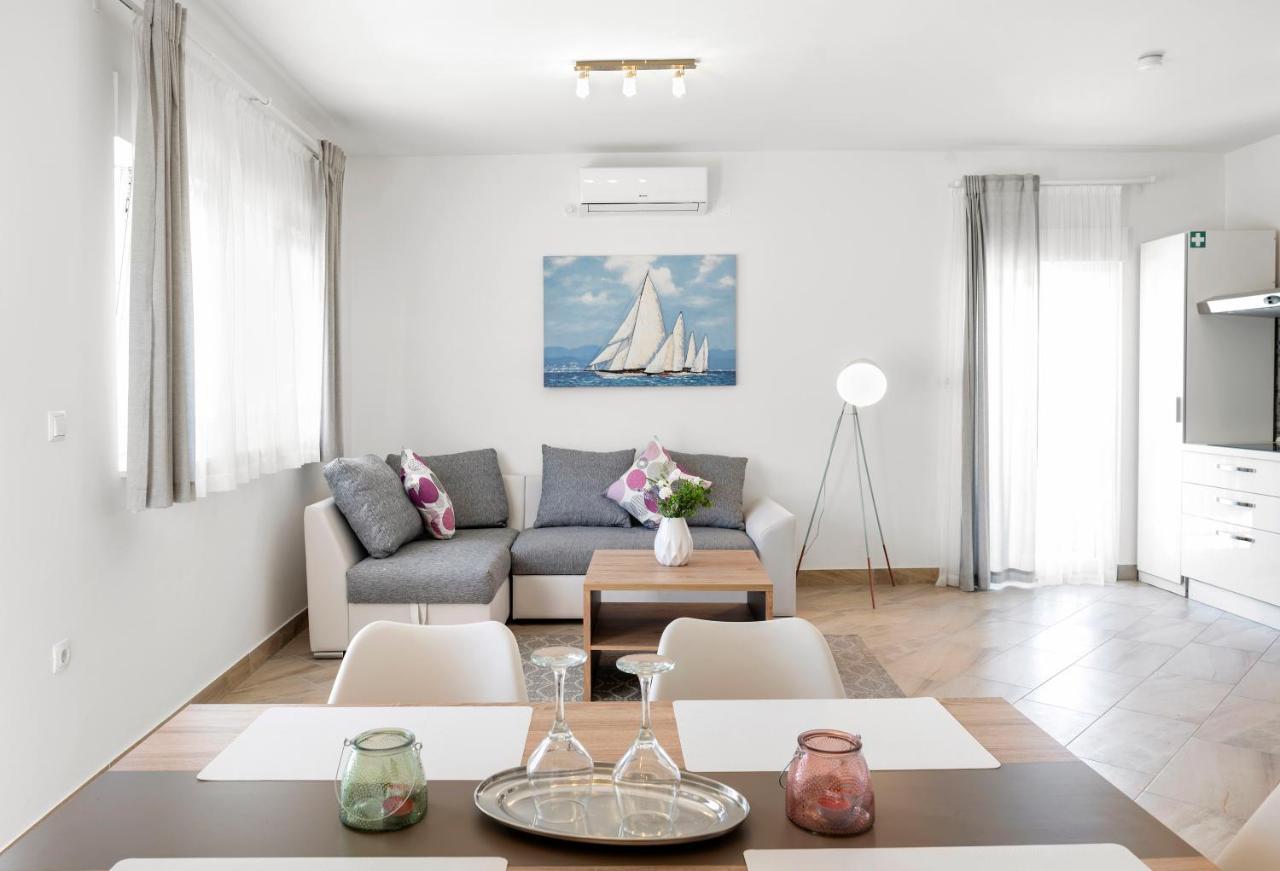 Aaa Anić Amazing Deluxe Apartament