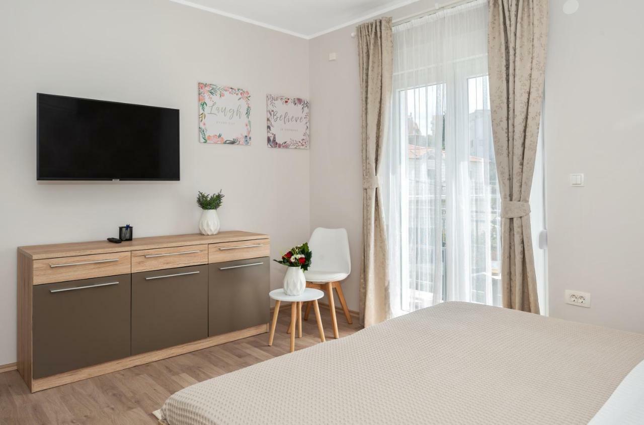 Apartament Aaa Anić Amazing Deluxe